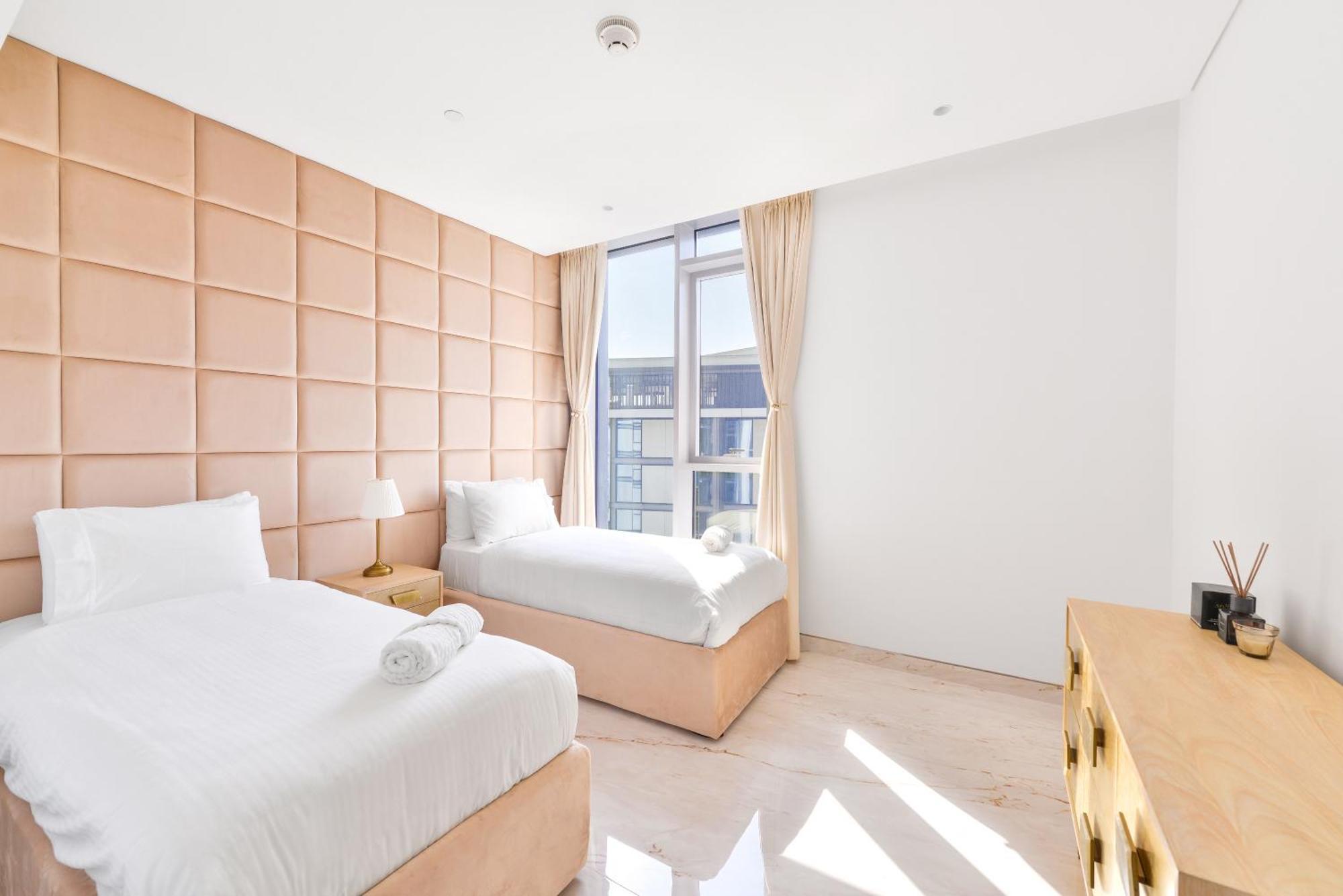 Premium 2+ 1 Bedroom Condo In The Heart Of Bluewaters Island Дубай Екстер'єр фото